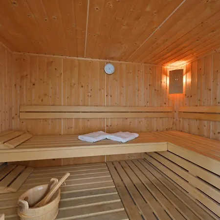 11 Celia Ruegen Apartment *